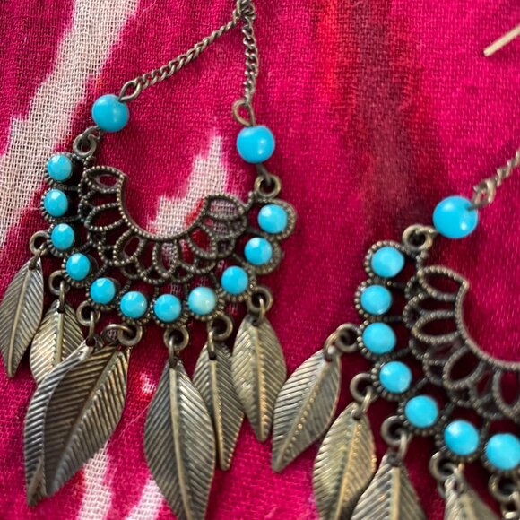 Bohemian Metal Feather Earrings - Picture 5 of 5